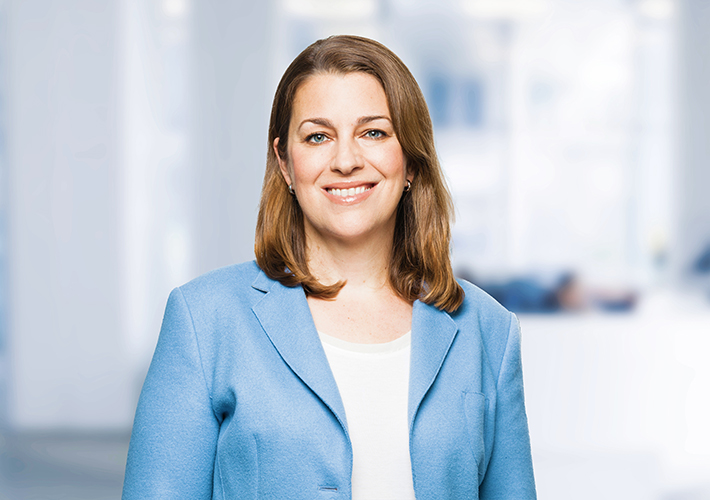 Foto DB Schenker designa a Christa Koenen directora de Tecnologías de la Información y directora de Digitalización.